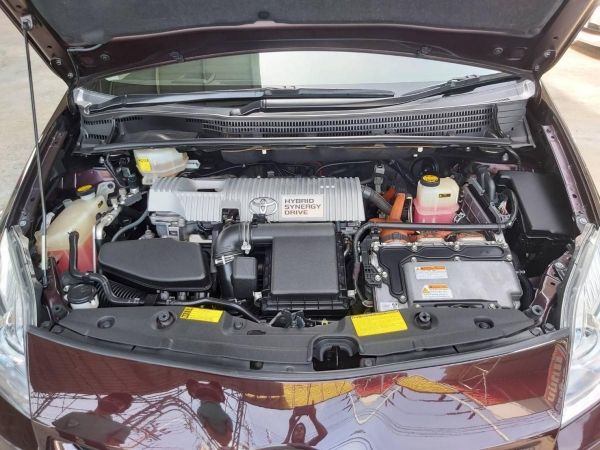 toyota prius 1.8 hybrid ปี 2011 รถสวยมือเดียวจากป้ายแดงไมล์ 7 หมื่นแท้เข้าศูนย์ตลอดไม่เคยมีอุบัติเหตุสภาพสวยพร้อมใช้ค่ะ รูปที่ 7